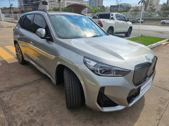BMW iX1 ELÉTRICO XDRIVE30 M SPORT BMW iX1 ELÉTRICO XDRIVE30 M SPORT